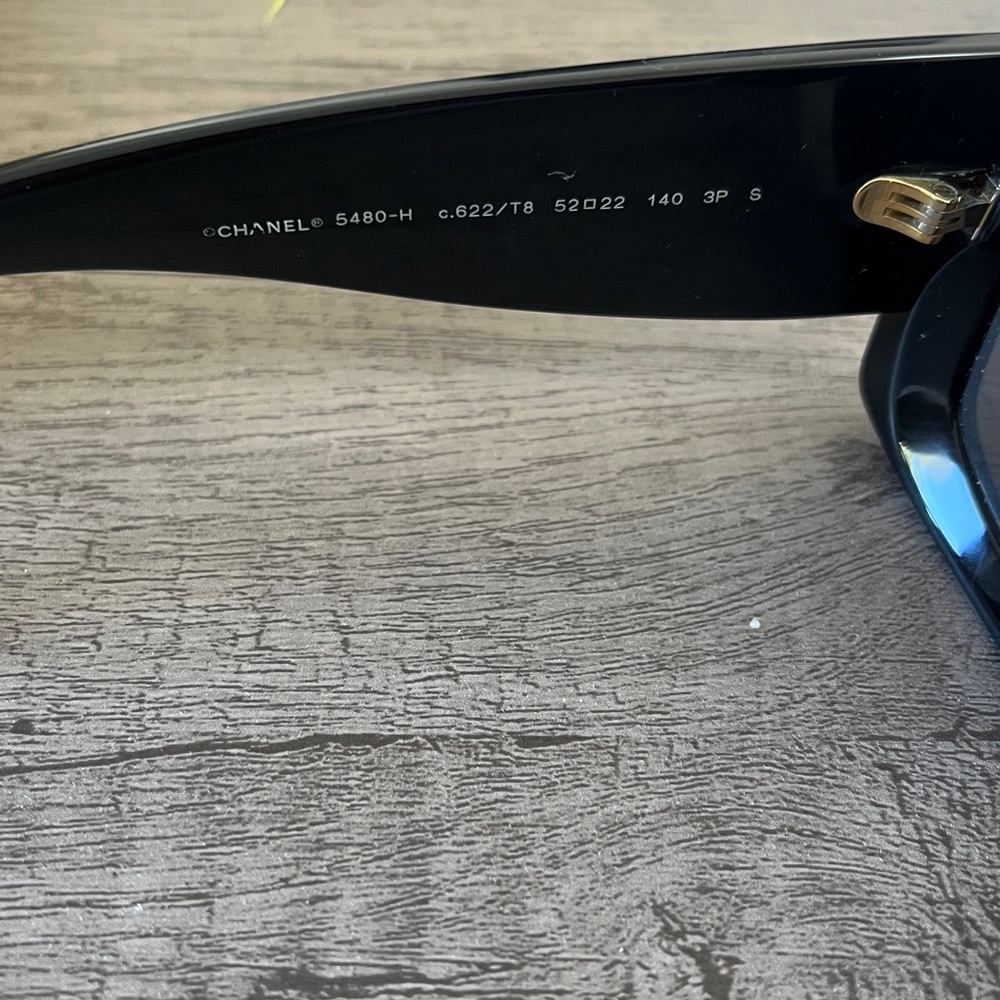 CHANEL Polarized Black Square Sunglasses - Picture 5 of 5